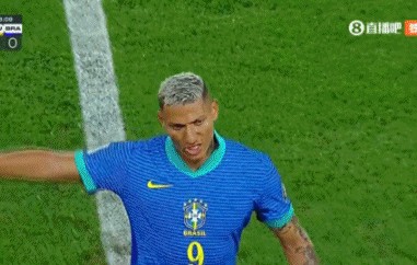 攻势起不来！安切洛蒂换上马丁内利、库尼亚，换下理查利森