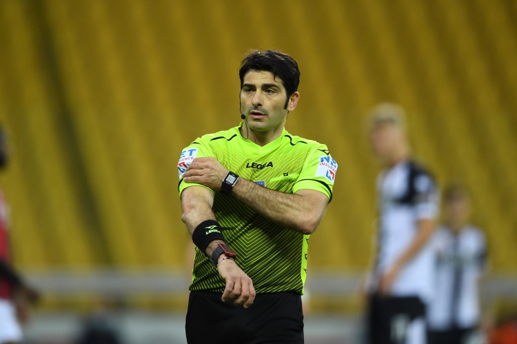 著名裁判马雷斯卡复出将执法本轮意乙联赛,此前因威胁球员被禁哨